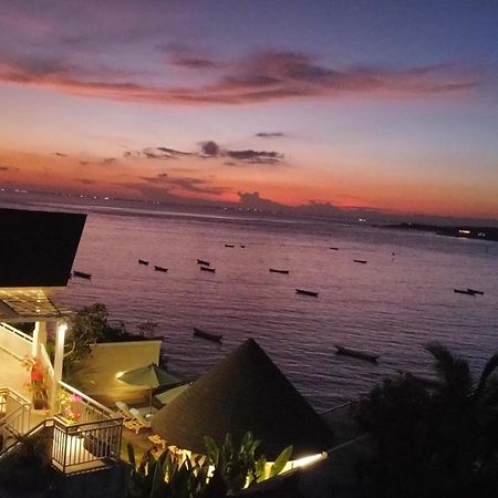 Ceningan Beachside Villas Lembongan Exterior photo