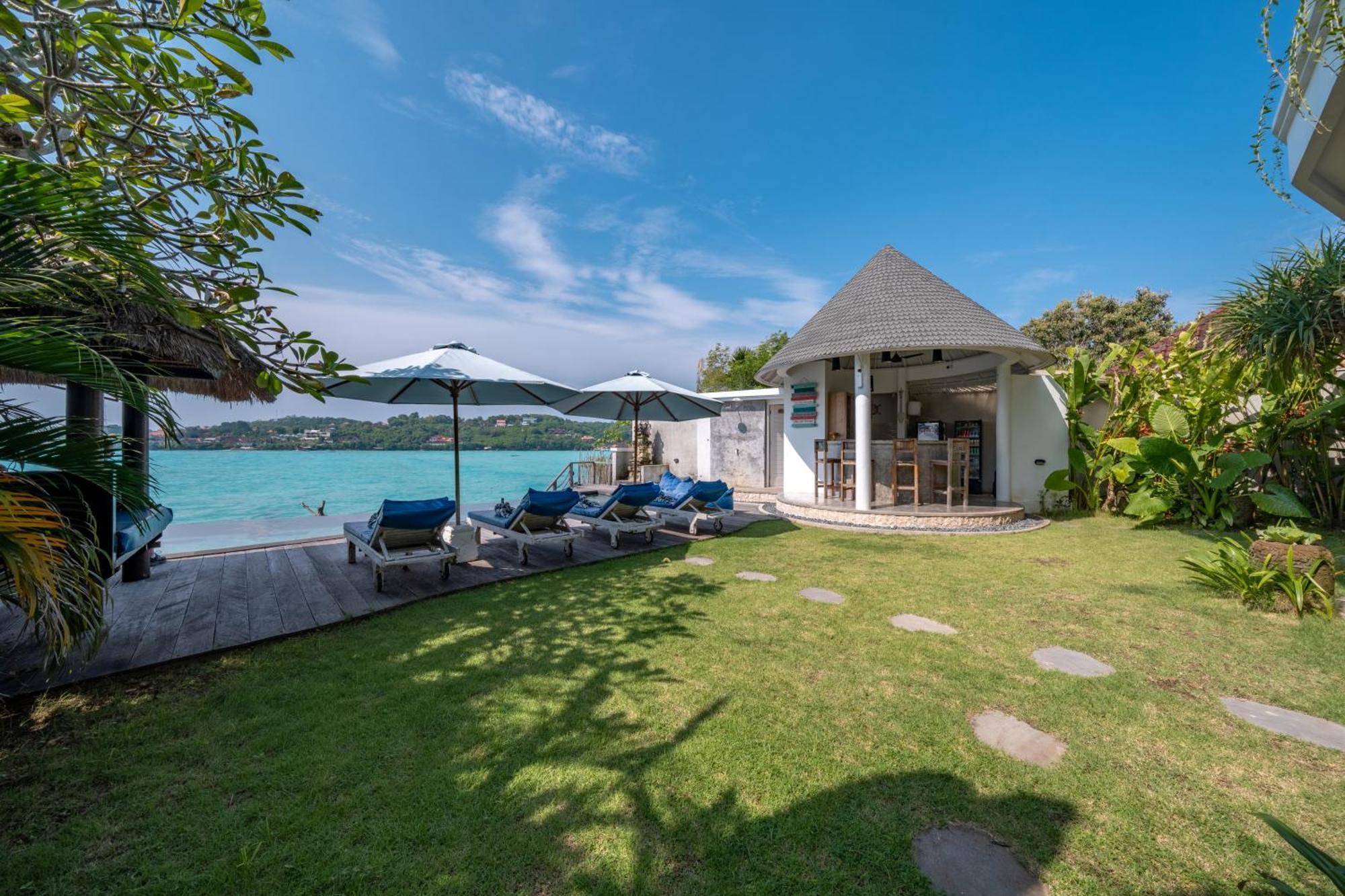 Ceningan Beachside Villas Lembongan Exterior photo