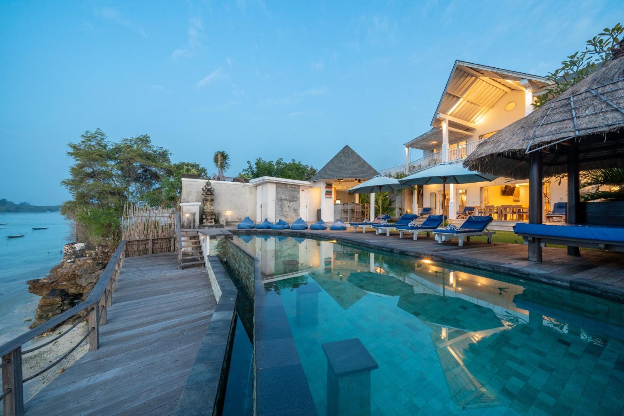Ceningan Beachside Villas Lembongan Exterior photo