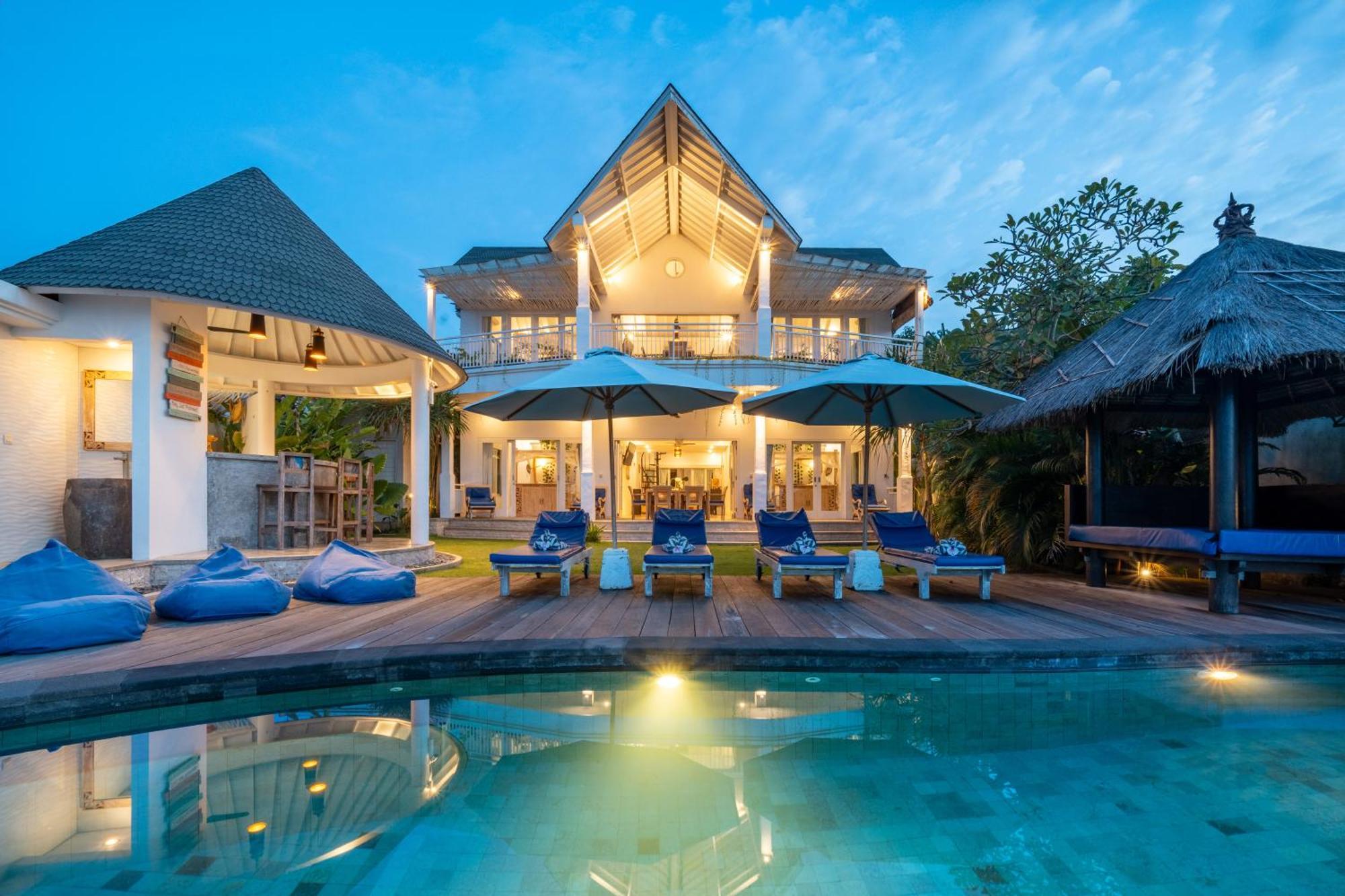 Ceningan Beachside Villas Lembongan Exterior photo