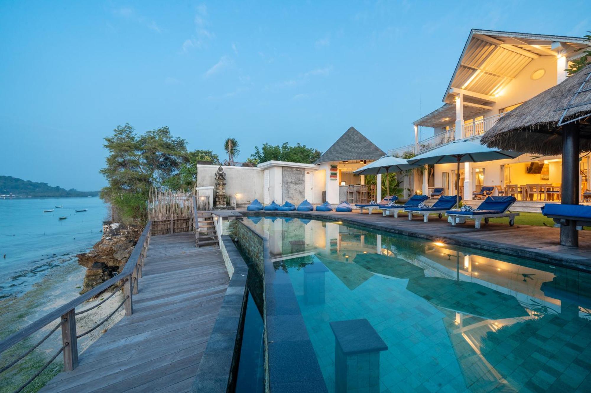 Ceningan Beachside Villas Lembongan Exterior photo