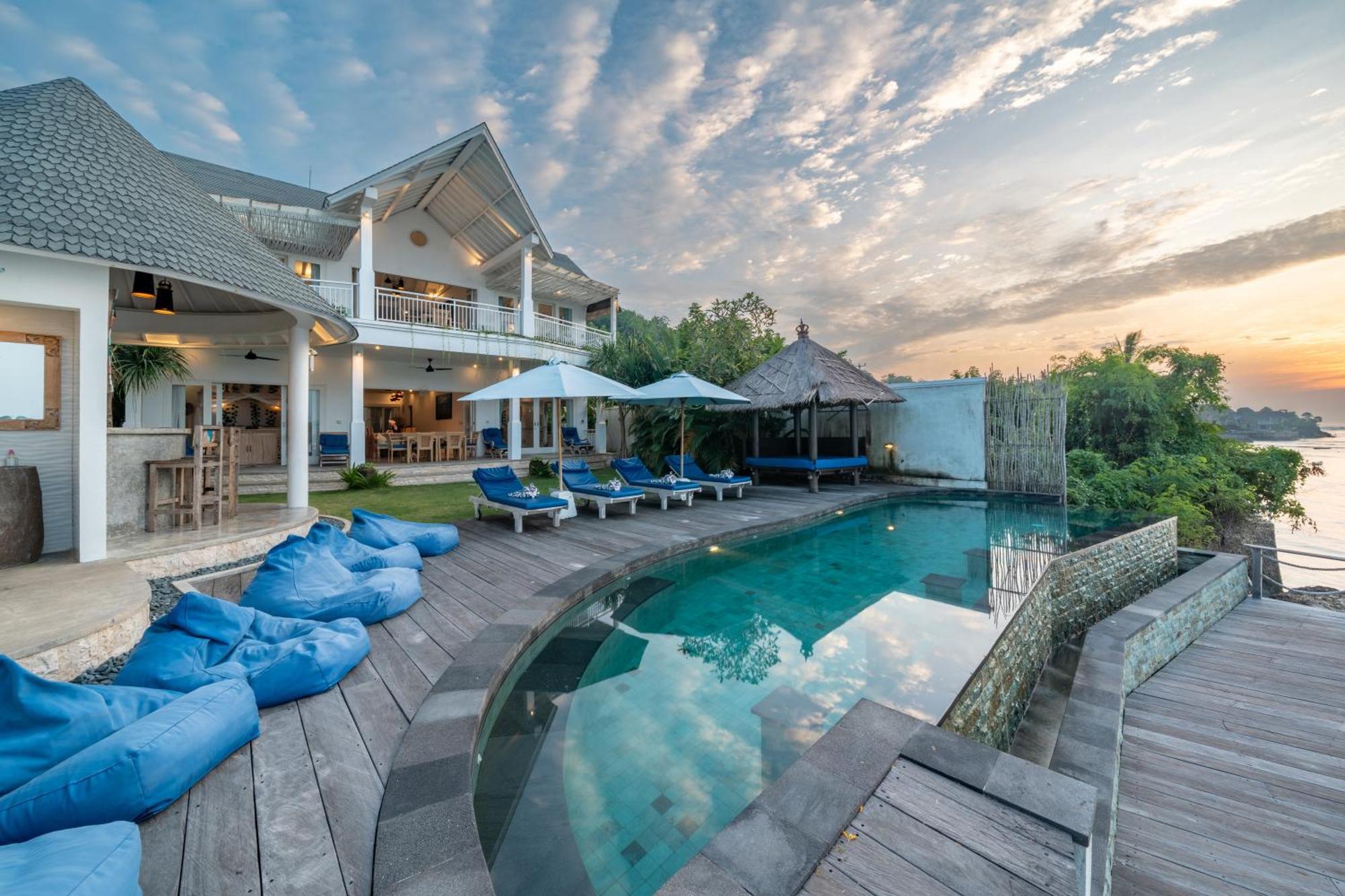 Ceningan Beachside Villas Lembongan Exterior photo