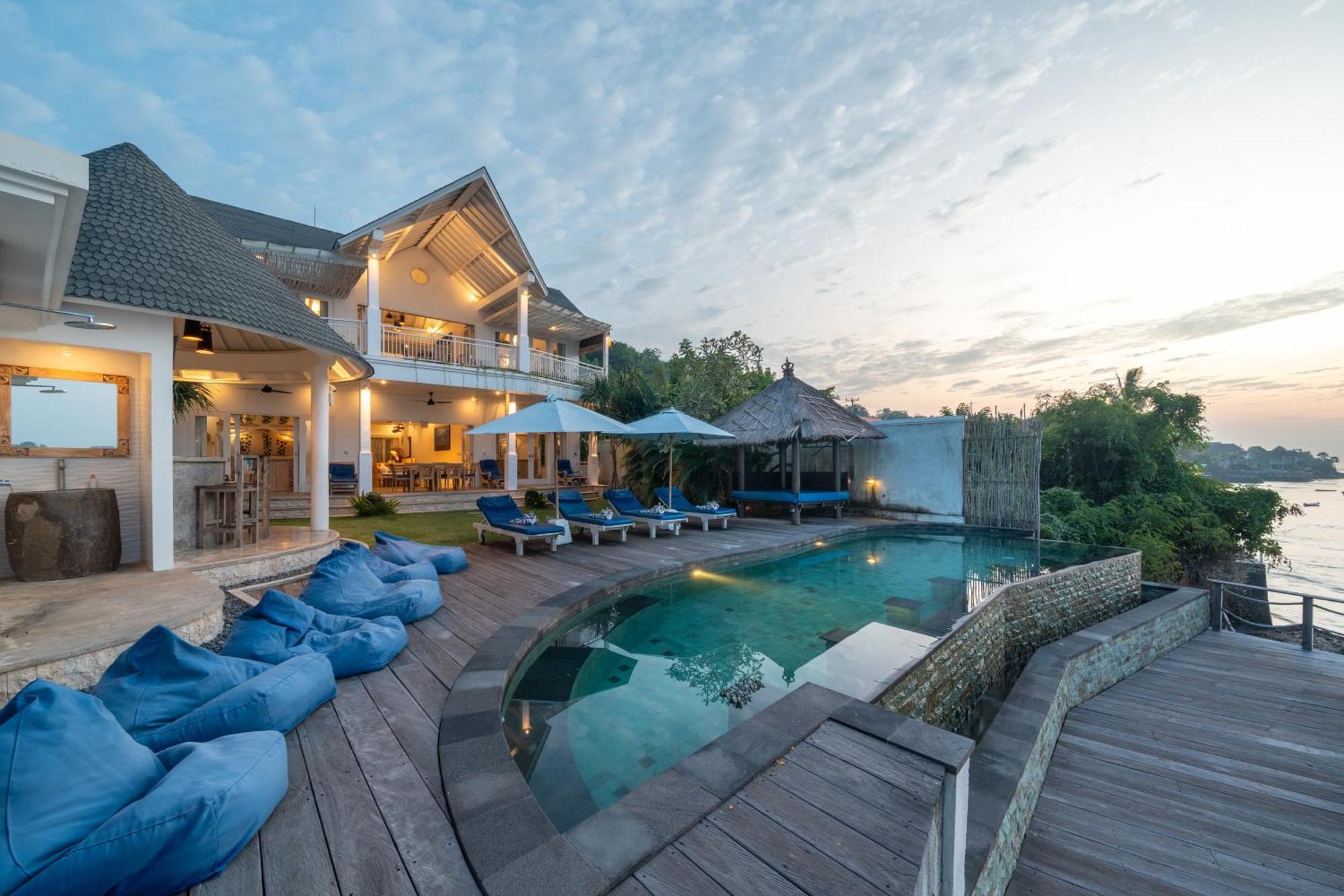 Ceningan Beachside Villas Lembongan Exterior photo