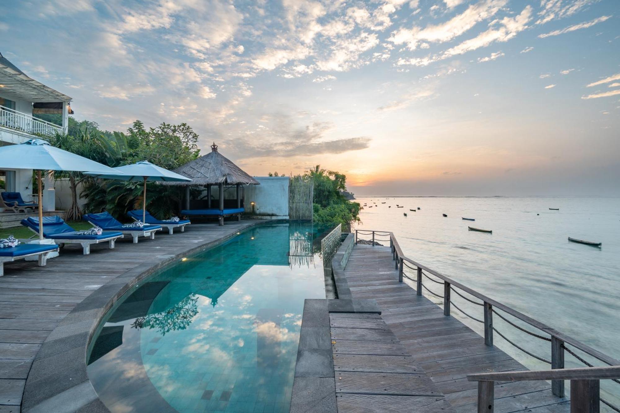 Ceningan Beachside Villas Lembongan Exterior photo