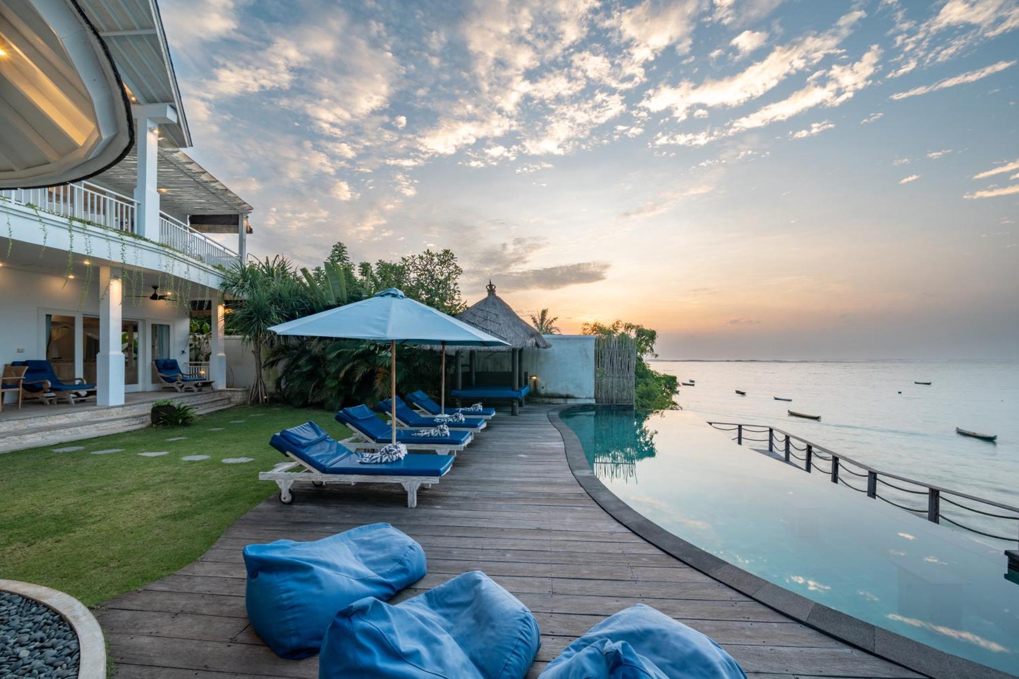Ceningan Beachside Villas Lembongan Exterior photo