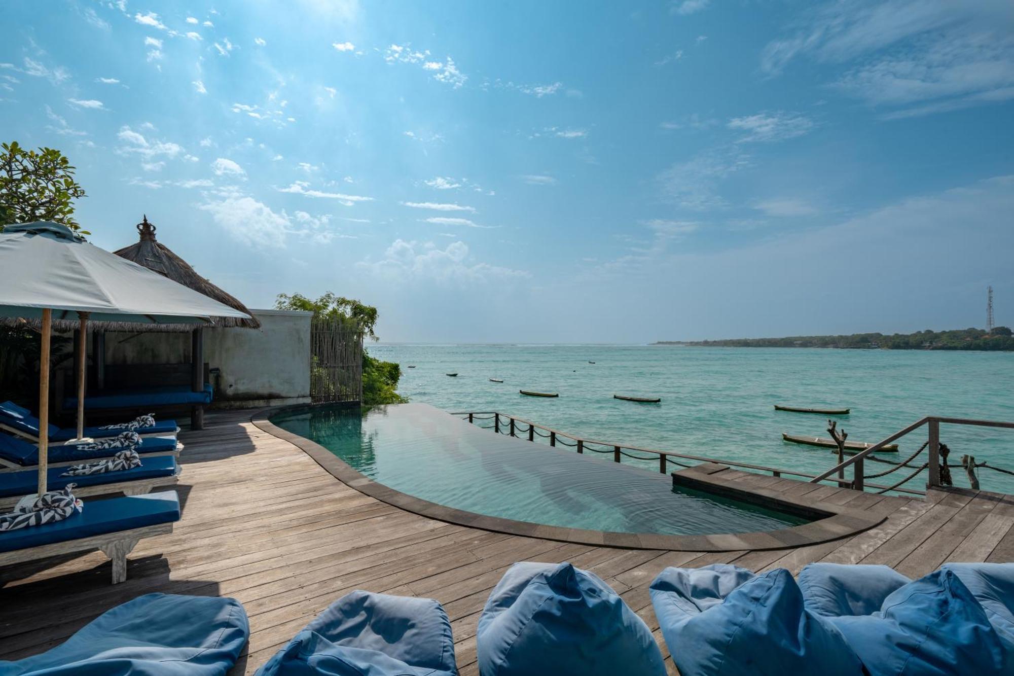 Ceningan Beachside Villas Lembongan Exterior photo